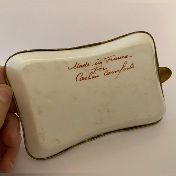 Carlin Comforts Pink Porcelain Dresser Ashtray - Picture 2 of 15